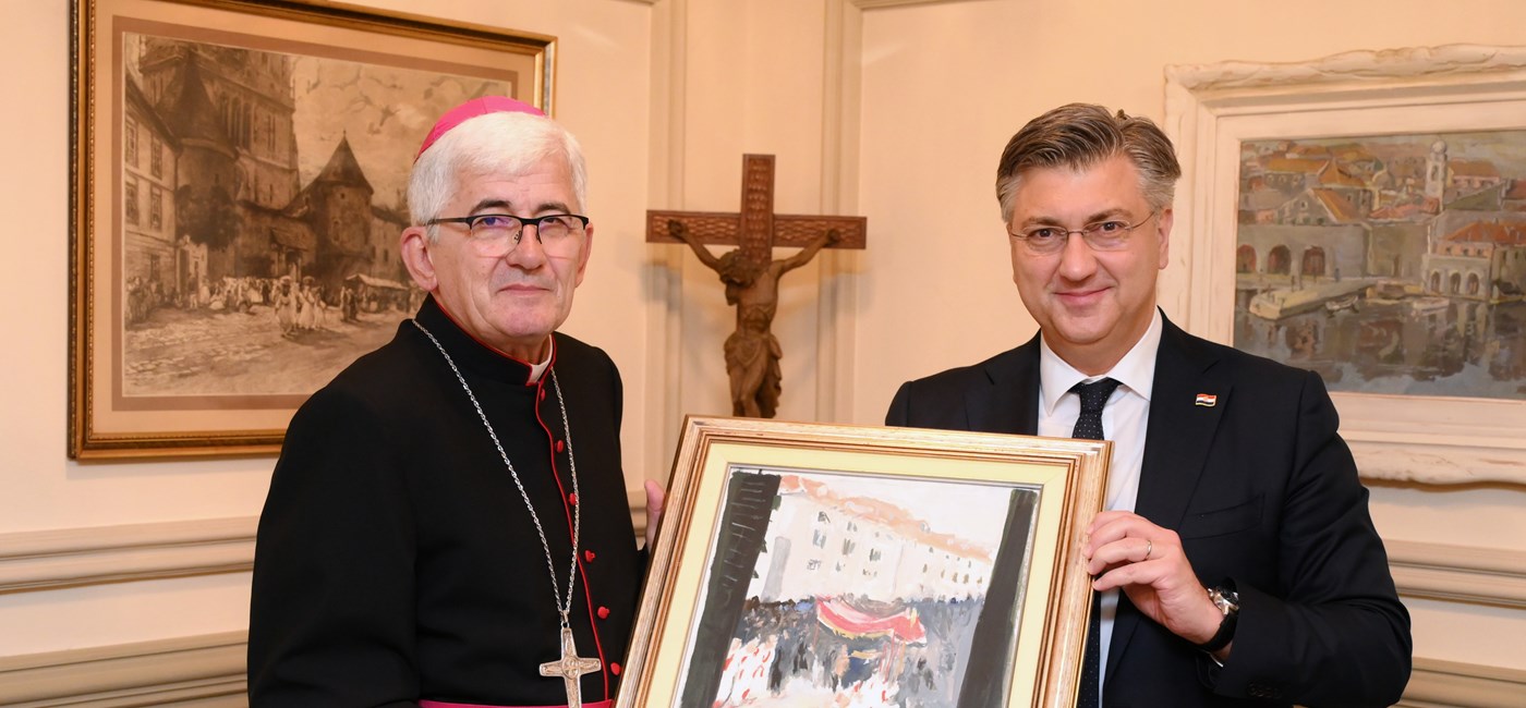 Hrvatska snažno podupire BiH u kojoj sva tri naroda trebaju biti ravnopravna